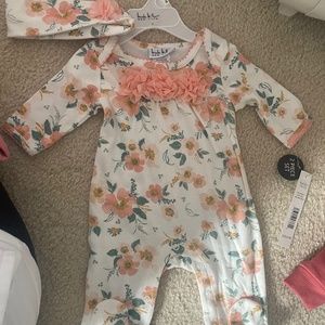 Nicole Miller Sport 2 piece set NWT